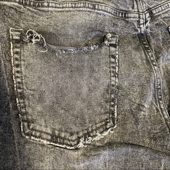 Distressed Black Washed Denim Jeans - Picture 5 of 7